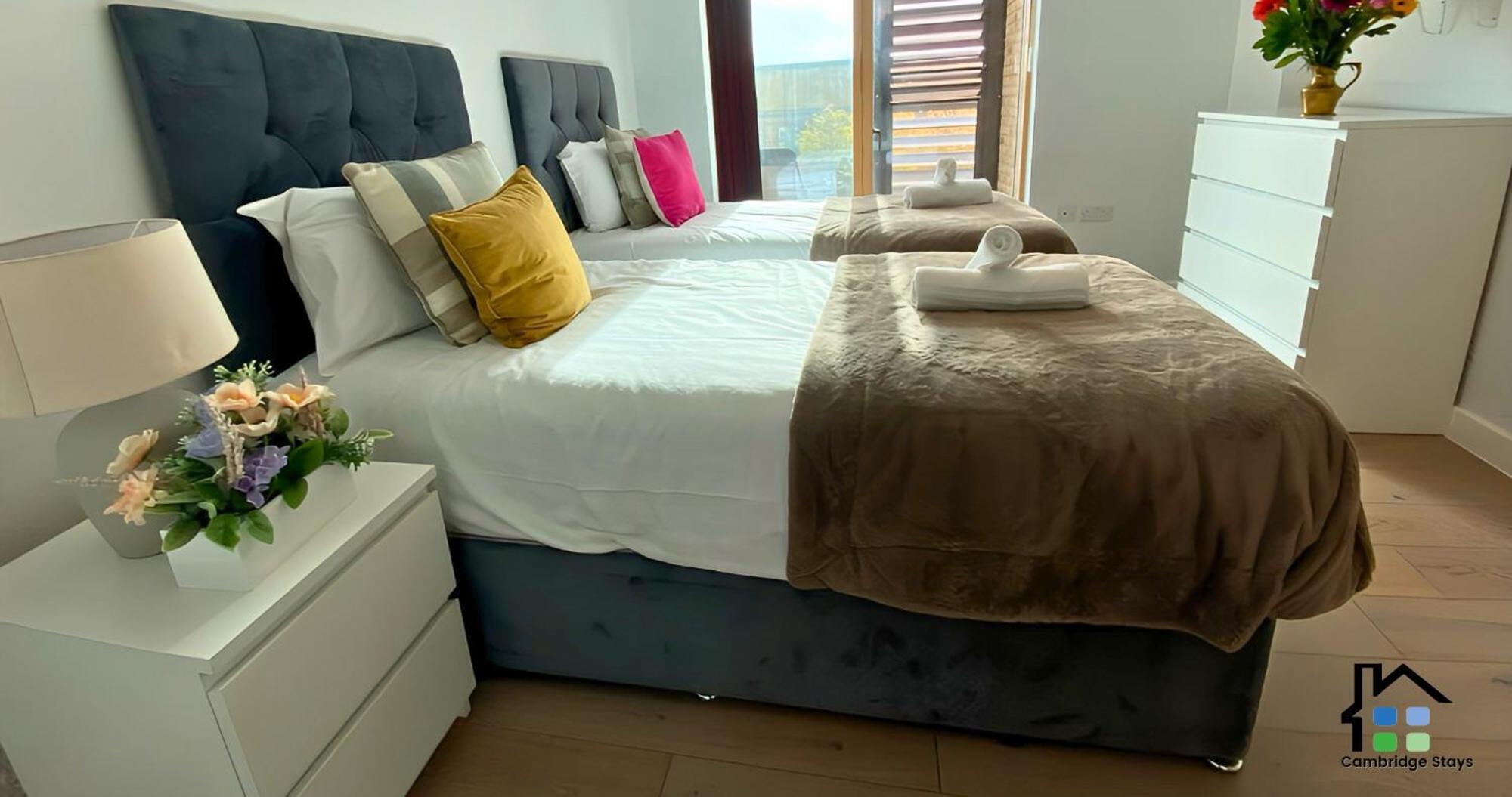 Cambridge Stays - Apartment At Addenbrooke Hospital And Bio Campus - Free Private Parking Екстериор снимка